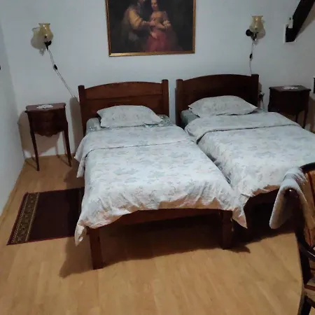 Ogla Aparthotel *